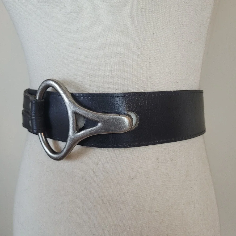 Belt Shak Belt Small Black Leather Equestrian Sculptural Boho Western Wide